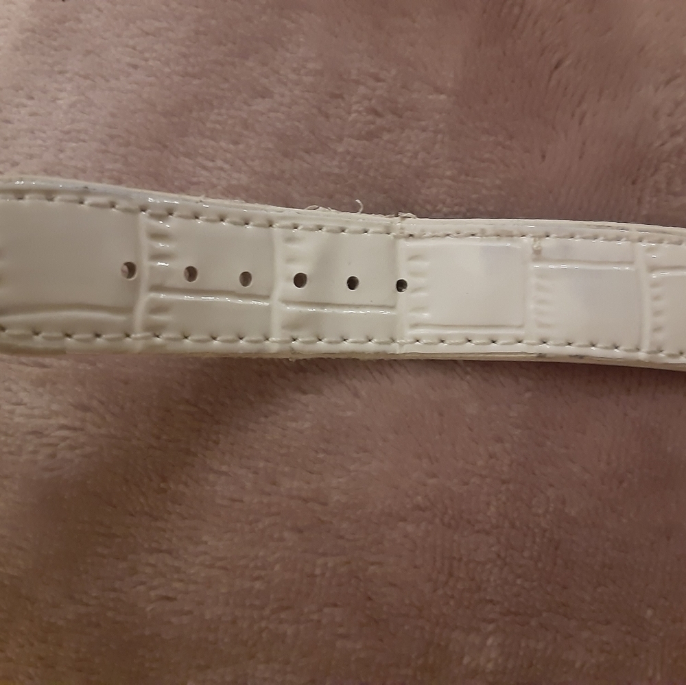 Fashion Watch - Picture 4 of 7